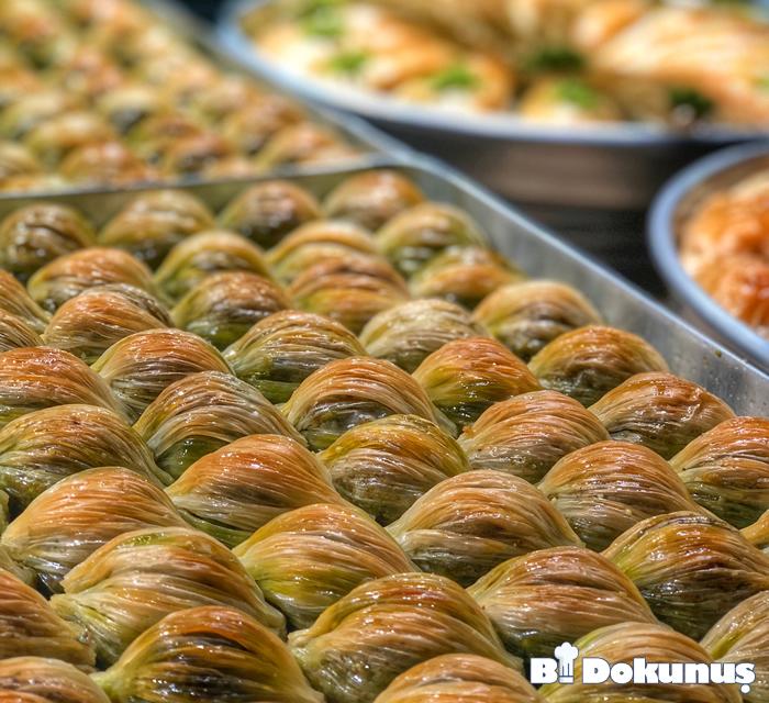 midye-baklava