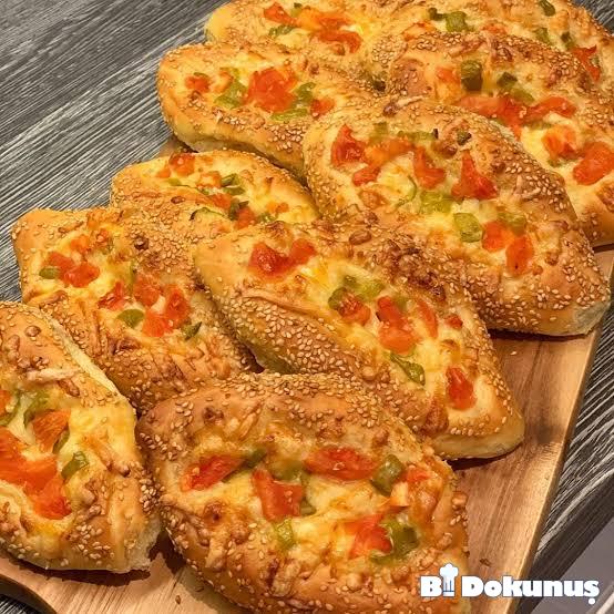 Domatesli biberli simit poğaça