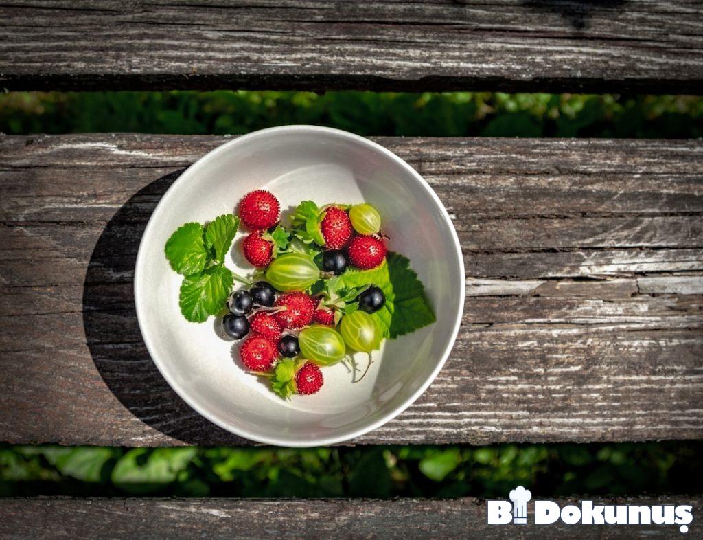 Kavunlu Yeşil Mercimek Tabule Tarifi | Serin Yaz Mezesi tarifi için hazırlanmış görsel