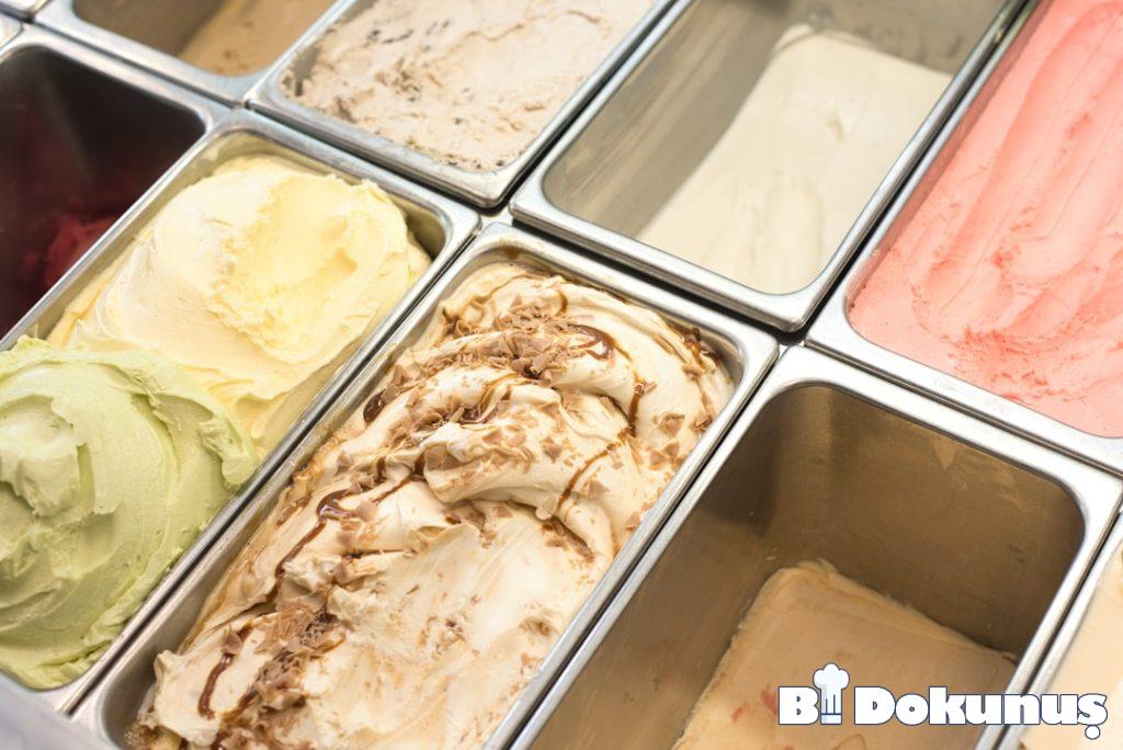 Kavunlu Yoğurt Dondurması Tarifi tarifi için hazırlanmış görsel