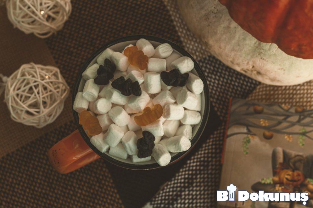 Yaz Gecelerine Özel Keto Mısırlı Yoğurt Kasesi tarifi için hazırlanmış görsel