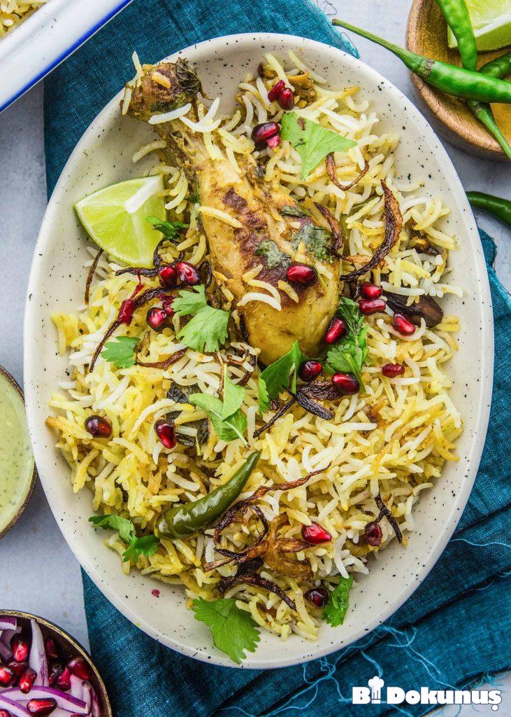 Yoğurtlu Közlenmiş Patlıcan Mezesi tarifi için hazırlanmış görsel