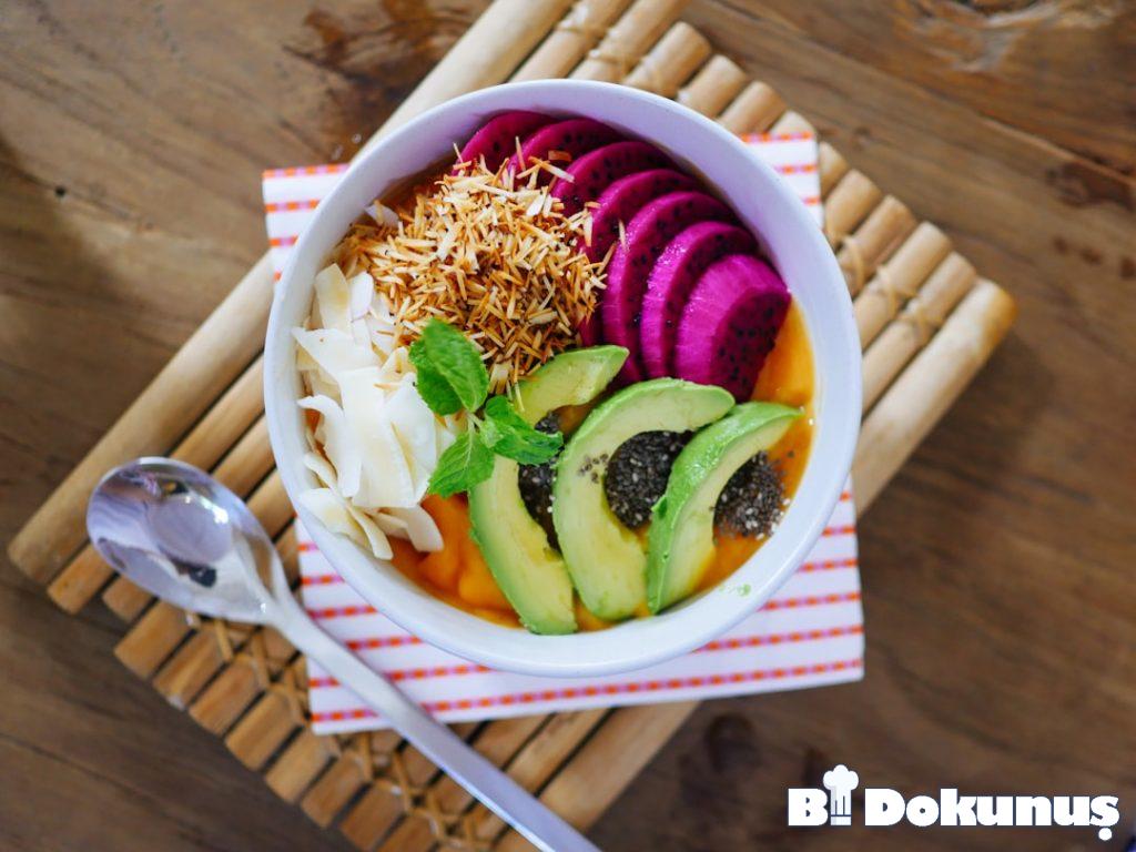 Yoğurtlu Patlıcan Protein Bowl | Gece Atıştırmalığı tarifi için hazırlanmış görsel