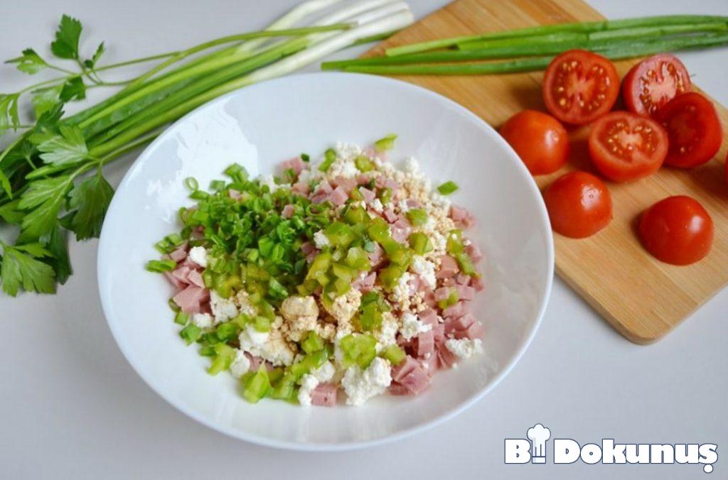 Yoğurtlu Patlıcan Salatası Tarifi (Kahvaltılık) tarifi için hazırlanmış görsel