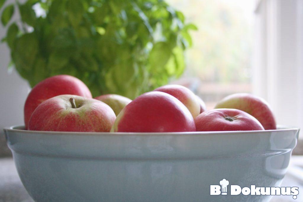 Elmalı Yulaf Protein Bowl Tarifi tarifi için hazırlanmış görsel